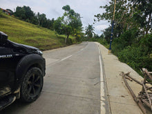 Load image into Gallery viewer, 2,495 sqm clean title for sale in Aloguinsan Cebu Philippines
